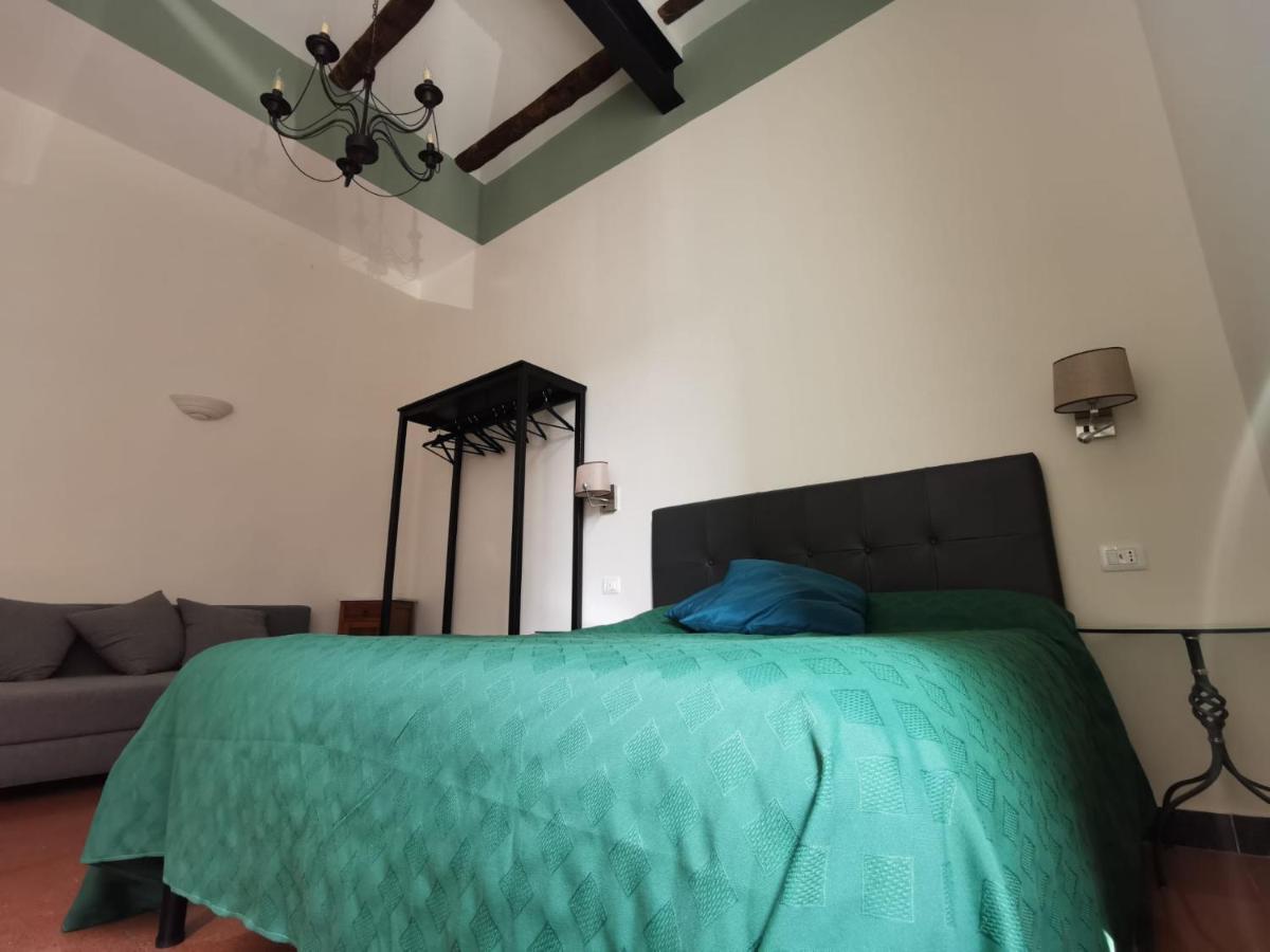 نابولي Mergellina 121 Apartment'S Rooms المظهر الخارجي الصورة