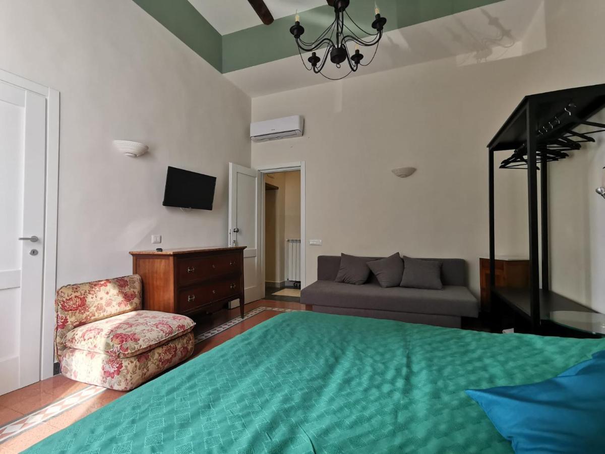 نابولي Mergellina 121 Apartment'S Rooms المظهر الخارجي الصورة